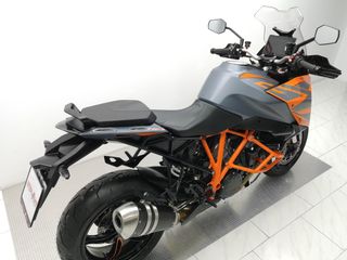 KTM 1290 SUPER DUKE GT 2022 11714 kms.