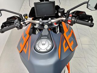 KTM 1290 SUPER DUKE GT 2022 11714 kms.