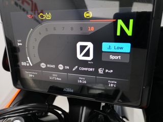 KTM 1290 SUPER DUKE GT 2022 11714 kms.