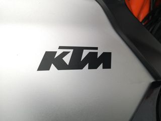 KTM 1290 SUPER DUKE R 2023 14014 kms.