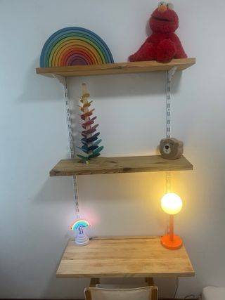 Conjunto Estanterías y Escritorio Madera Pino.