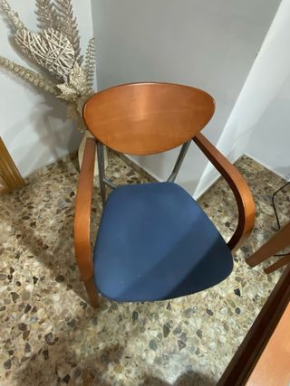 Muebles de comedor completo. Madera