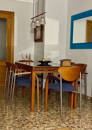Muebles de comedor completo. Madera