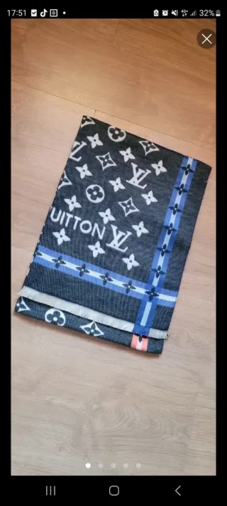 Bufanda Louis Vuitton