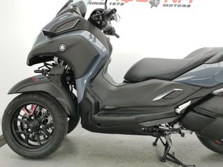 YAMAHA TRICITY 300 2025 1074 kms.