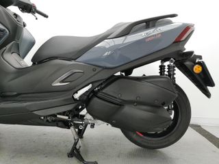 YAMAHA TRICITY 300 2025 1074 kms.