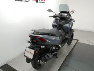 YAMAHA TRICITY 300 2025 1074 kms.