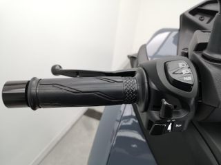 YAMAHA TRICITY 300 2025 1074 kms.