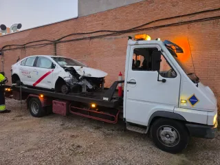 SERVICIO DE GRUAS 24H