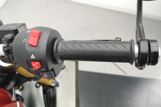 TRIUMPH SPEED 400 2025 1198 kms.