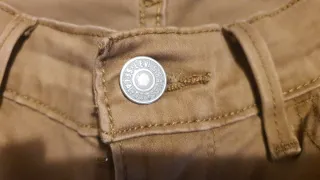 Pantalón Levi's Mujer Super Skinny Talla 26.