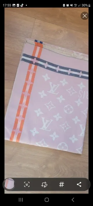 Bufanda Louis Vuitton Rosa