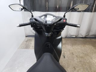 HONDA SH 350I 2023 7107 kms.