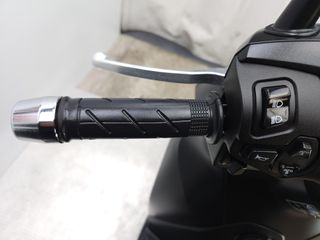 HONDA SH 350I 2023 7107 kms.