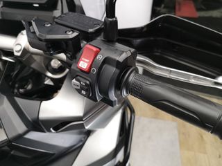 HONDA X-ADV 2022 26430 kms.