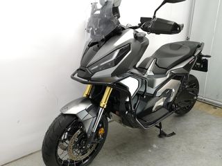 HONDA X-ADV 2022 26430 kms.