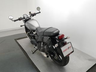 TRIUMPH SPEED TWIN 900 2024 13287 kms.