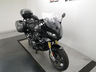 BMW R 1250 RS 2023 17828 kms.