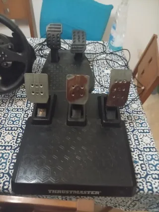 Volante Thrustmaster T150 + 2 Pedales