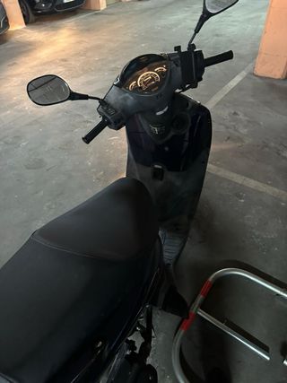 Honda SH 2005 scooter