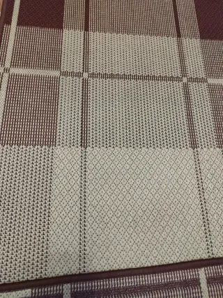 Alfombra de pasillo a cuadros