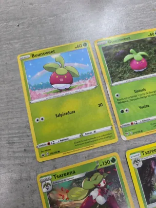 5 cartas Pokémon: Bounsweet, Tsareena, Steenee