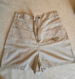 Pantalones cortos beige