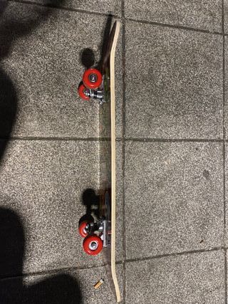 Skate de juguete nuevo