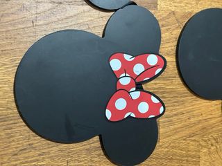 Pizarra decirativa Minnie para fiestas 7 ud /10 €