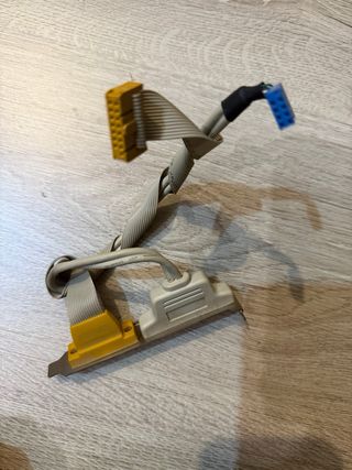 Scheda USB Vintage con porte USB e seriale