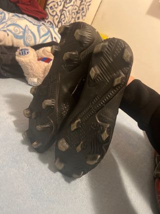 Botines de fútbol Puma Future