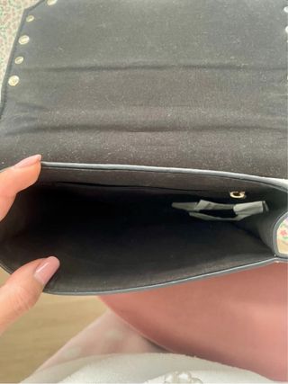 Bolso Beige y Rojo con Flores