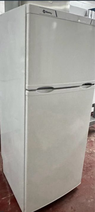 NEVERA DOS PUERTAS TEKA EN BLANCO