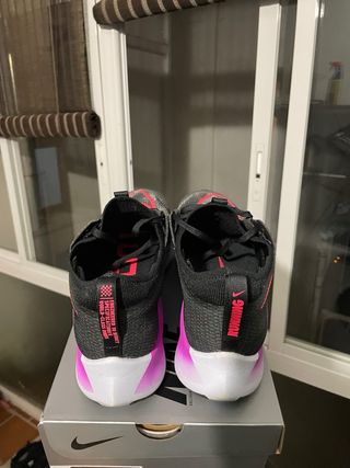 Zapatillas Nike Negras y Rosas