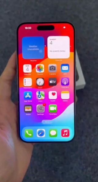 iPhone 15 Pro Argento Seminuovo