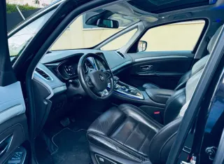 RENAULT ESPACE AÑO  2019 7 PLAZAS INITIAL PARIS