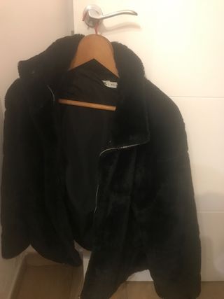Chaqueta pelo negra talla XL