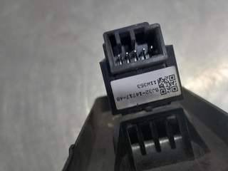 MANDO ELEVALUNAS DELANTERO DERECHO LAND ROVER RAN