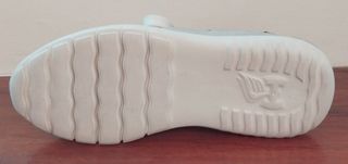 Tenis Hogan Mujer Talla 35 Plata y Negro