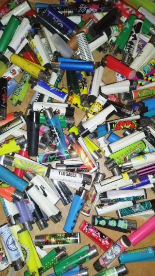 Colección de 148 Clipers