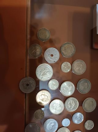 Lote de monedas variadas