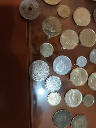 Lote de monedas variadas