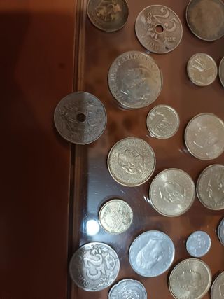 Lote de monedas variadas