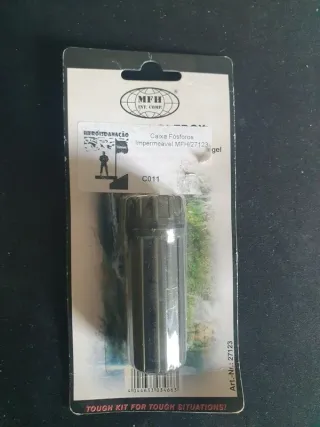 Caixa Porta Fósforos Impermeável MFH