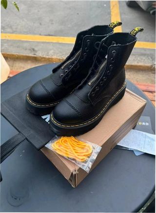 Botas Dr. Martens Talla 38 Cremallera Negra