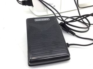 maquina coser singer m2105