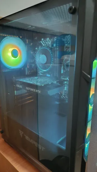 Torre PC Gaming con RGB