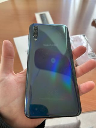 Samsung Galaxy A50 + Power Bank