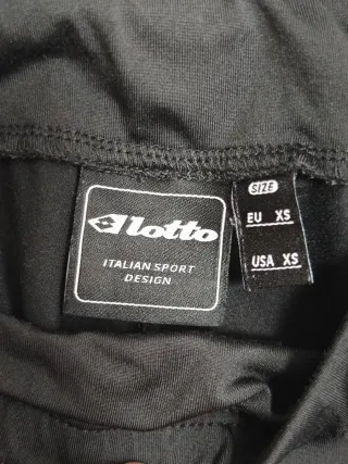 Conjunto deportivo Lotto chaqueta y legging