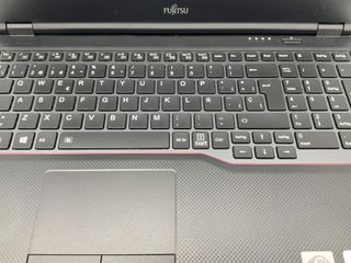 pc portatil fujitsu lifebooke5510